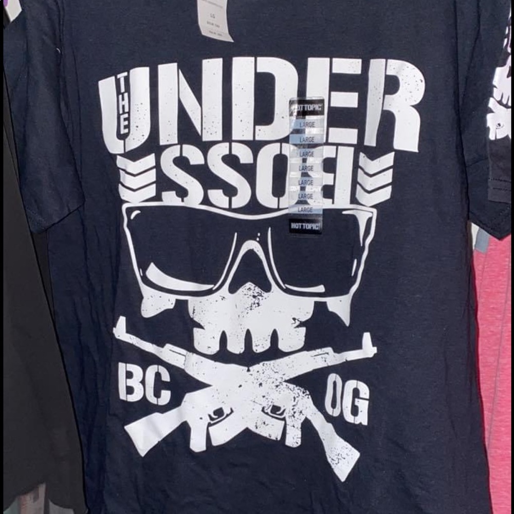 Wrestling Tee size Large